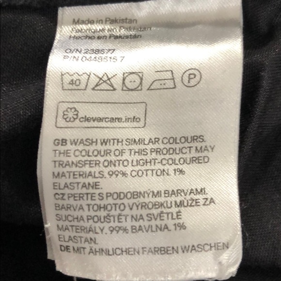 H&M Divided Black distressed jeans - Picture 6 of 6